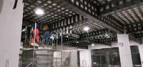 梅州一商场梁，楼板碳纤维加固施工